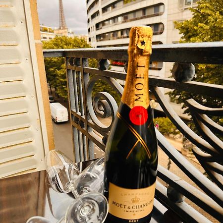 Cosy Appartement Avec Vue Tour Eiffel Париж Екстериор снимка